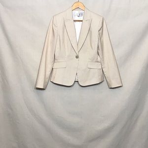 TAHARI suit jacket